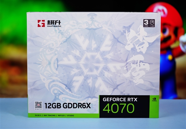 第三代“风雪”散热器 小巧高颜值！耕升RTX 4070踏雪显卡图赏