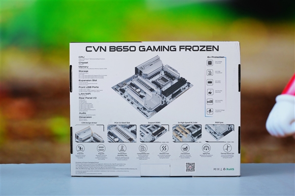 白色攒机首先！七彩虹CVN B650 GAMING FROZEN V14主板图赏