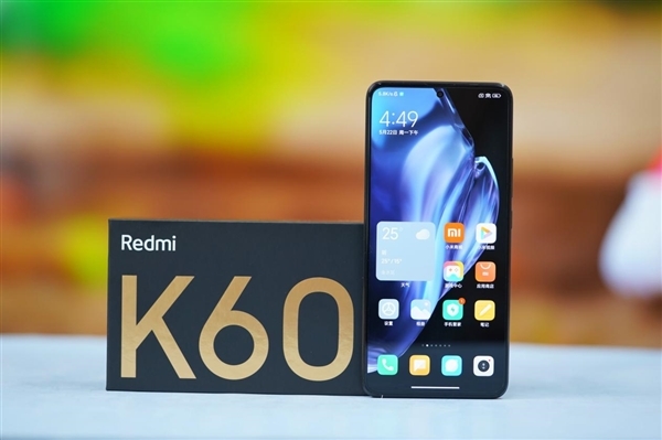 Redmi K70现身：共三款 或抢下小米骁龙8 Gen3首发！