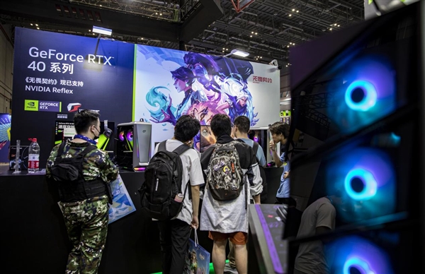 七彩虹、NVIDIA带你次元穿越：RTX 40系显卡游戏、AI通吃