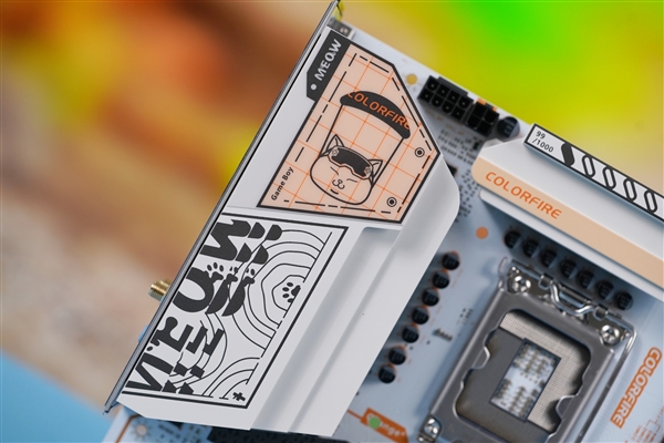 主板也能这么萌？七彩虹COLORFIRE B760M-MEOW WIFI D5主板图赏