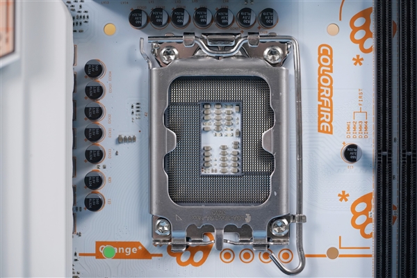 主板也能这么萌？七彩虹COLORFIRE B760M-MEOW WIFI D5主板图赏