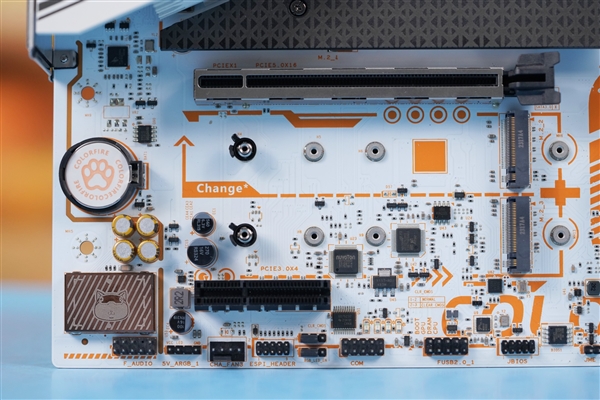 主板也能这么萌？七彩虹COLORFIRE B760M-MEOW WIFI D5主板图赏