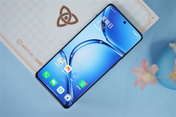 《原神》玩家种草！一加Ace2 Pro原神派蒙主题礼盒图赏