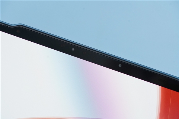 AMD定制R7 7840S加持！联想YOGA Air 14s图赏