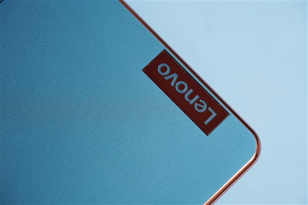 AMD定制R7 7840S加持！联想YOGA Air 14s图赏