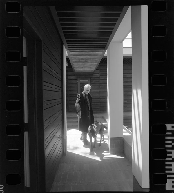 《奥本海默》诺兰专访:毁灭人类、原子弹比AI可怕