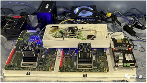 Intel打造了一个8核心528线程的怪物:可以131072颗互连