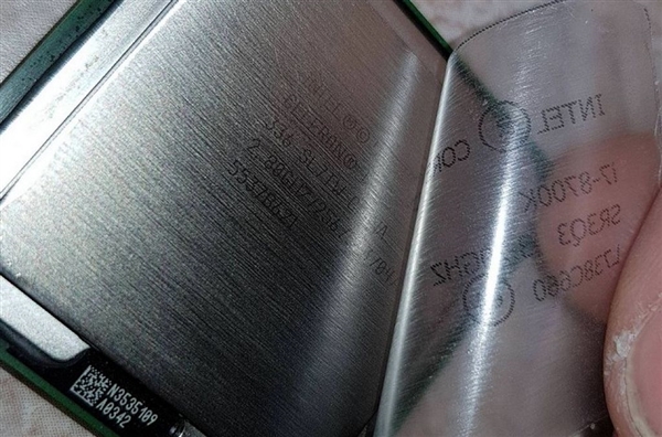 玩家买了颗假冒的i9-13900K：一开机 凌乱了