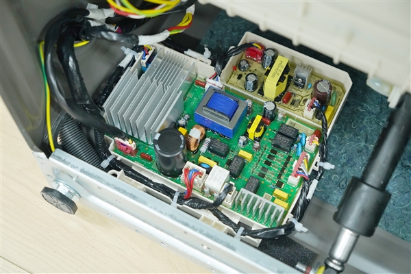 分子筛低温烘干加持！石头分子筛洗烘一体机H1 Neo图赏