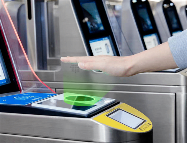 微信刷掌支付正式上线：无需带手机 手掌一扣即付