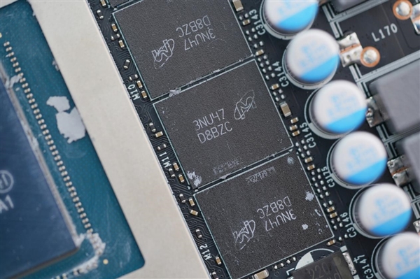 首款一体水冷！影驰RTX 4090金属大师AIO OC显卡图赏