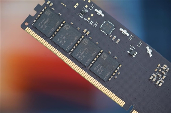 简约凌厉！七彩虹CVN银翼DDR5-6000 32GB内存图赏