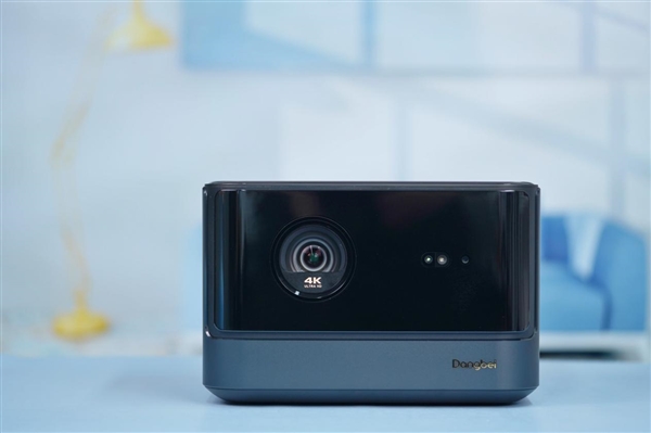 2500CVIA超级全色激光！当贝X5 Ultra激光投影图赏