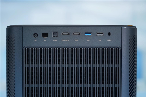 2500CVIA超级全色激光！当贝X5 Ultra激光投影图赏