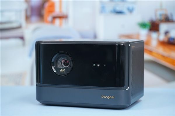 2500CVIA超级全色激光！当贝X5 Ultra激光投影图赏