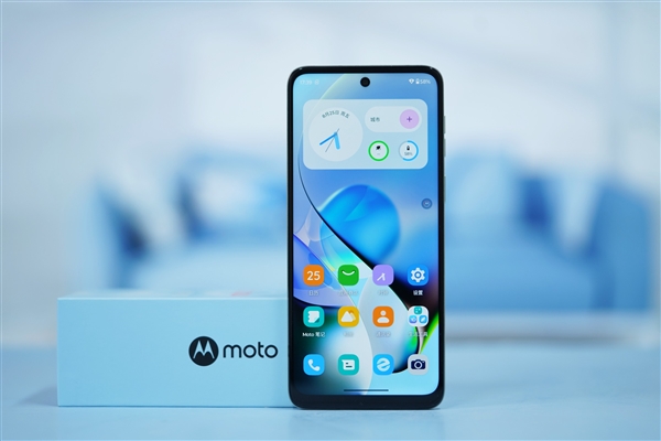 千元价位唯一皮质机身！moto G54葱绿图赏