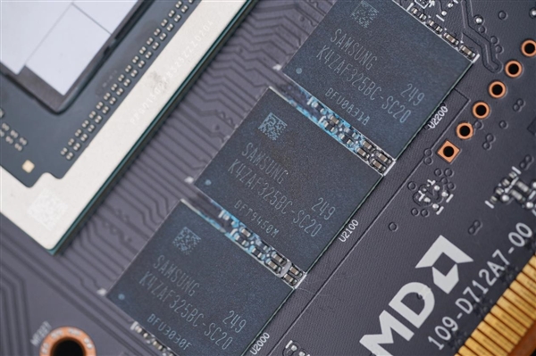 比RTX 4070更强更便宜！AMD RX 7800 XT公版图赏