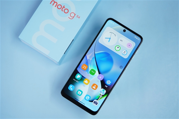 千元价位唯一皮质机身！moto G54葱绿图赏
