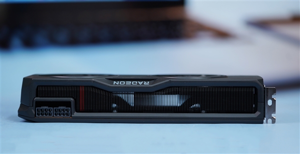 比RTX 4070更强更便宜！AMD RX 7800 XT公版图赏