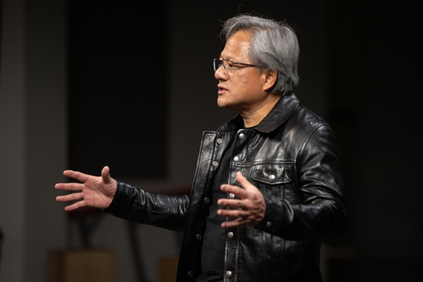 NVIDIA CEO黄仁勋卖出8.9万股股票：三天轻松赚了3.1个亿