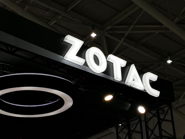 索泰推出ZBOX QRP7N3500迷你工作站：RTX专业显卡+双2.5G网口