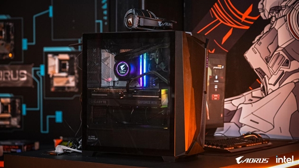 DDR5-11200距世界纪录只差54MHz！大神HiCookie秀技嘉主板彪悍超频