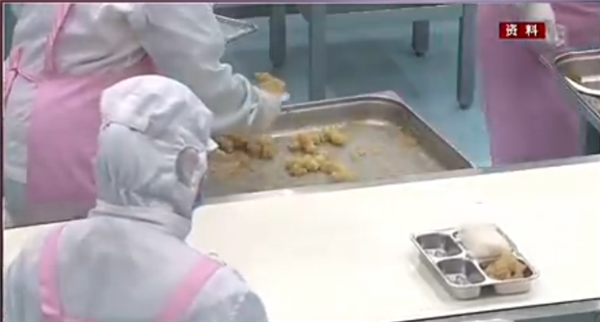 预制菜其实没啥错 但它不该不明不白进学校