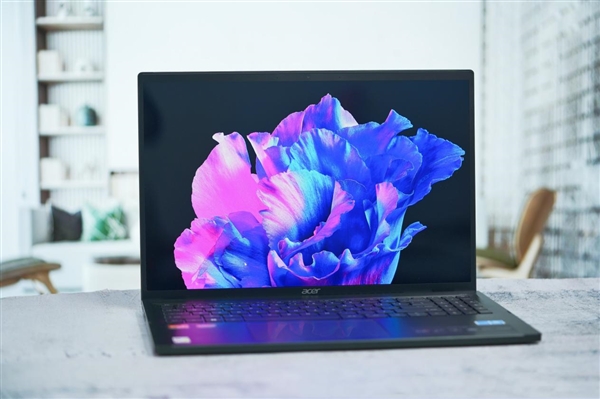 锐龙7040加持！宏碁传奇Edge 16笔记本2023款图赏