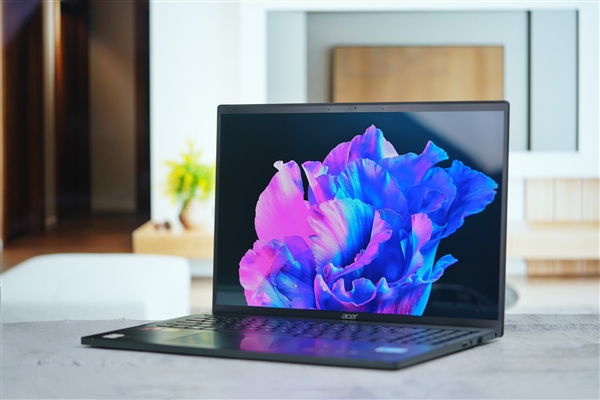 锐龙7040加持！宏碁传奇Edge 16笔记本2023款图赏