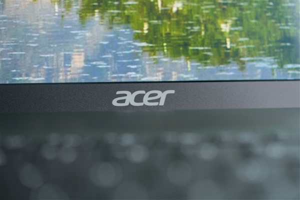 锐龙7040加持！宏碁传奇Edge 16笔记本2023款图赏