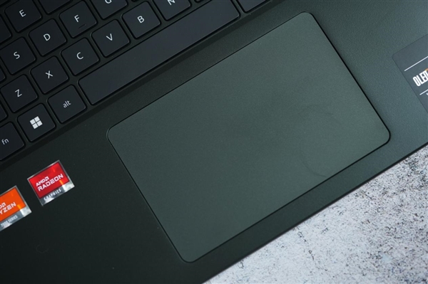 锐龙7040加持！宏碁传奇Edge 16笔记本2023款图赏