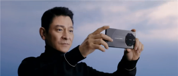 华为非凡大师:中国手机有底气做超高端了!