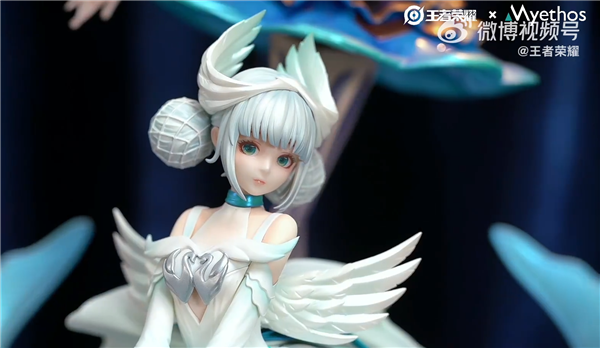 1699元 《王者荣耀》天鹅之梦小乔典藏手办来了：网袜萝莉超逼真