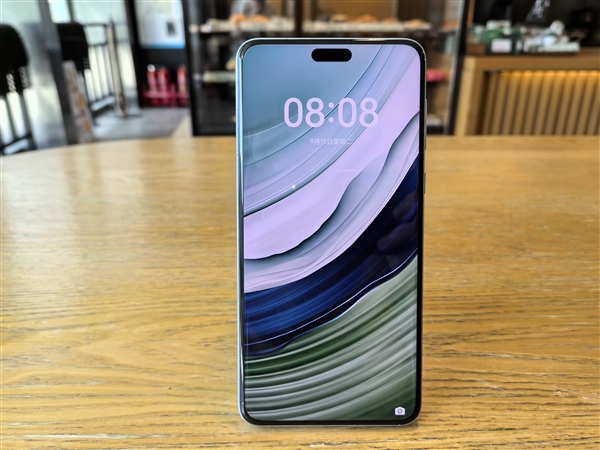 华为Mate 60 Pro 治好了我的“大屏恐惧”