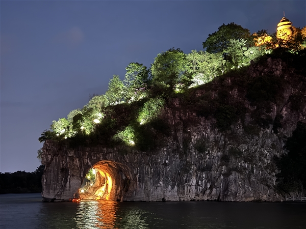 你到底该不该换iPhone 15 Pro?