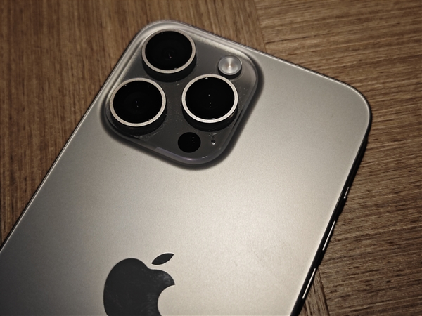 你到底该不该换iPhone 15 Pro?