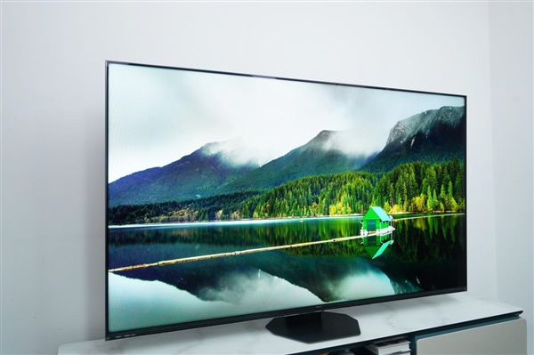 国内首台毫米波全维感知MiniLED电视！海信电视U8KL图赏