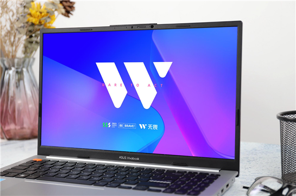 双十一抢先购入120Hz OLED好屏轻薄本！华硕无畏15i冰点价3999元