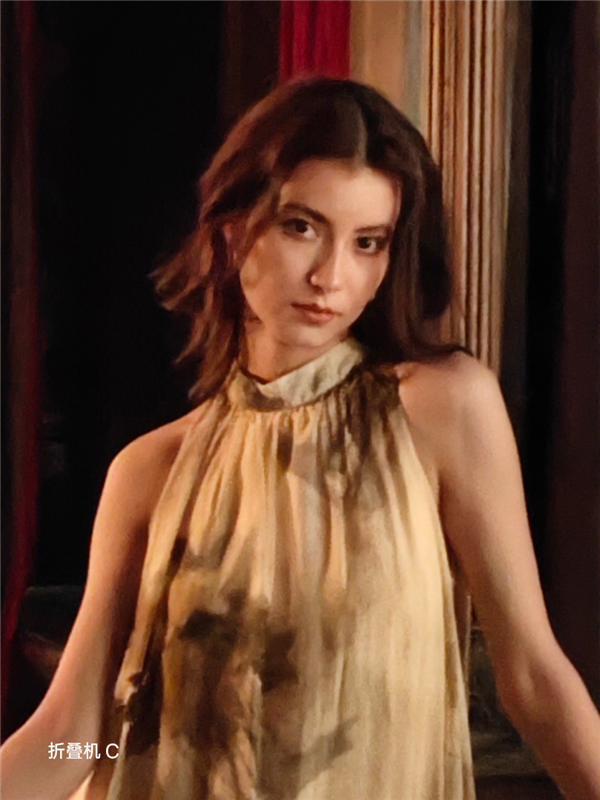 刘作虎晒OPPO Find N3人像样张：除了OPPO 友商没一个能打的