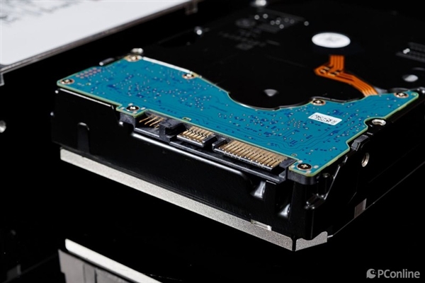 网盘拜拜！东芝N300 20T NAS机械硬盘上手：20T告别容量焦虑