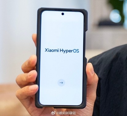 小米14真机正面曝光！边框有惊喜 自研澎湃OS亮了