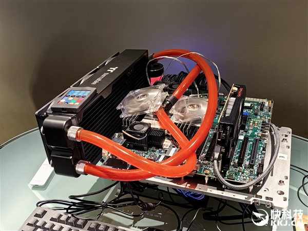 192框框更寂寞!AMD Zen4锐龙线程撕裂者7000正式发布:35倍性能爆发