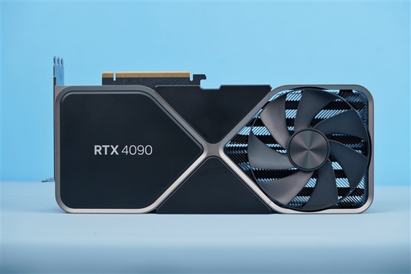 5万元的RTX 4090离奇故障：100多焊点脱落、进去一只虫子