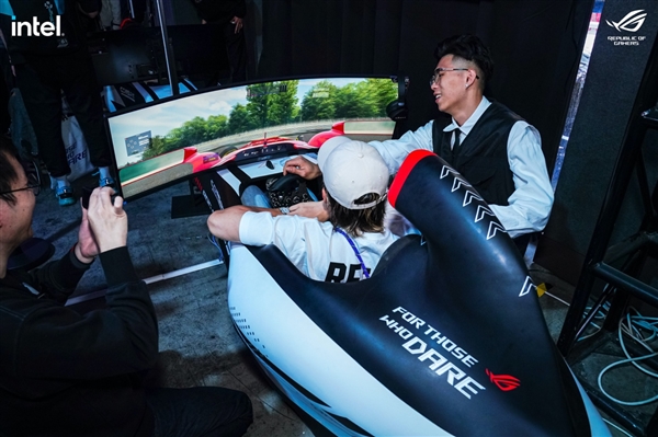 ROG Z790 APEX ENCORE板皇首秀：14代酷睿创纪录超频9044MHz！内存高达11614MHz