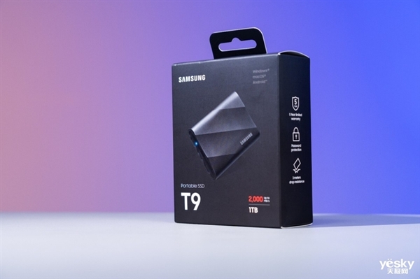 移动硬盘教科书！三星移动固态硬盘T9上手