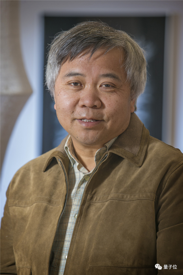 百岁数学巨星陨落!丘成桐视他为师:90岁高龄依旧笔耕不倦