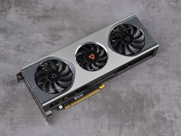 “鸡血”驱动来了!最高提升3.3倍:摩尔线程MTT S80游戏体验起飞