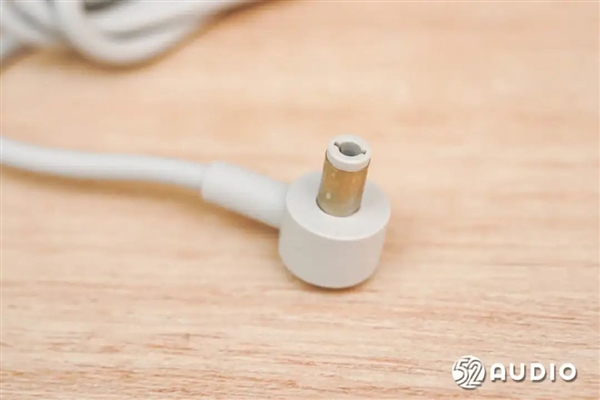 华为Sound SE音箱评测:帝瓦雷联合设计 HarmonyOS生态一碰传歌