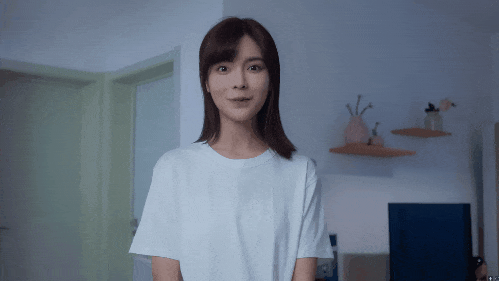 玩这个被美女包围的游戏:我骗了哥们儿 也骗了自己